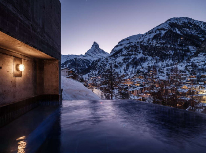 0046_Chalet Hotel Schoenegg_Zermatt_Schoene Aussichten Touristik_Infinity Spa